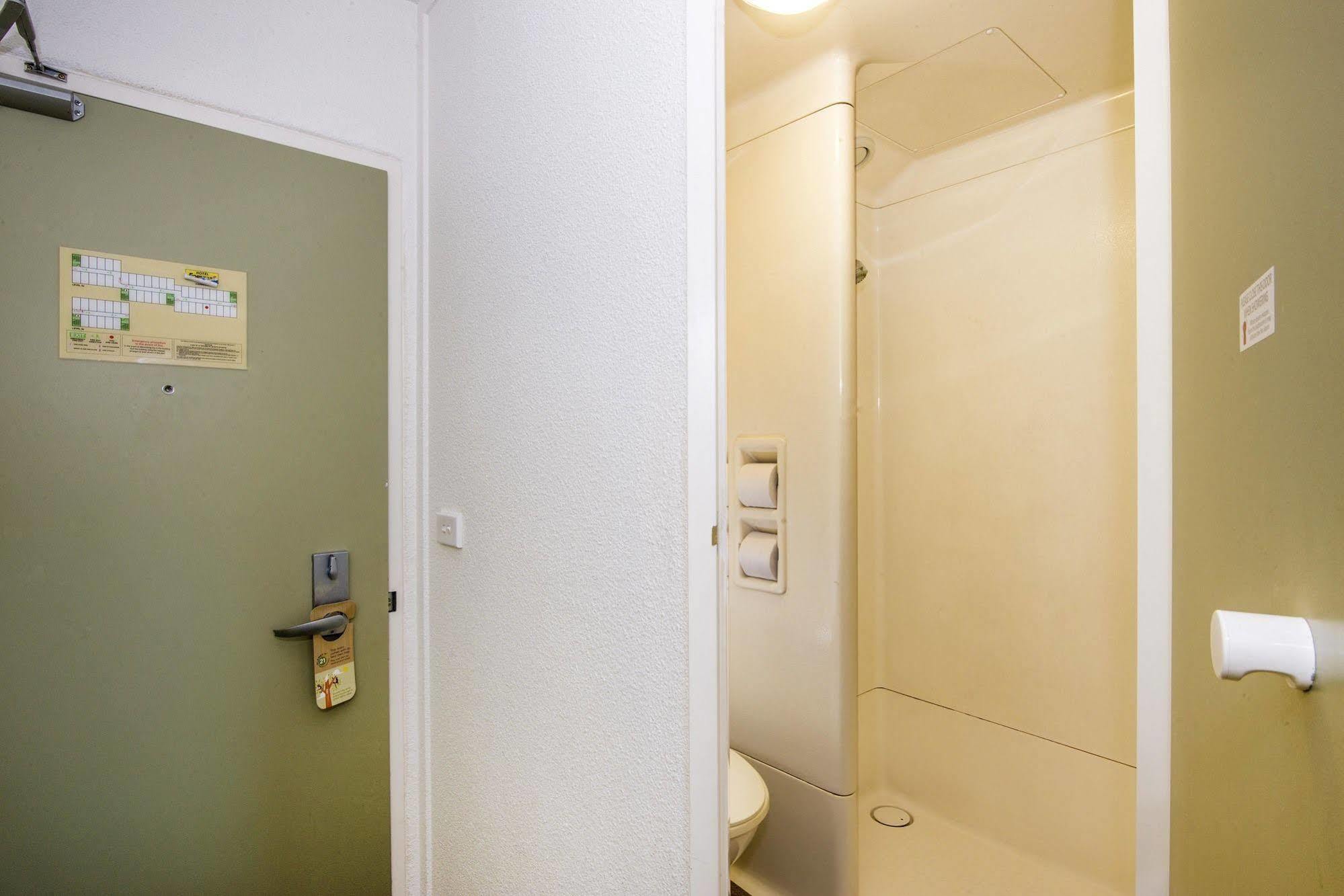 Ibis Budget Canberra Extérieur photo