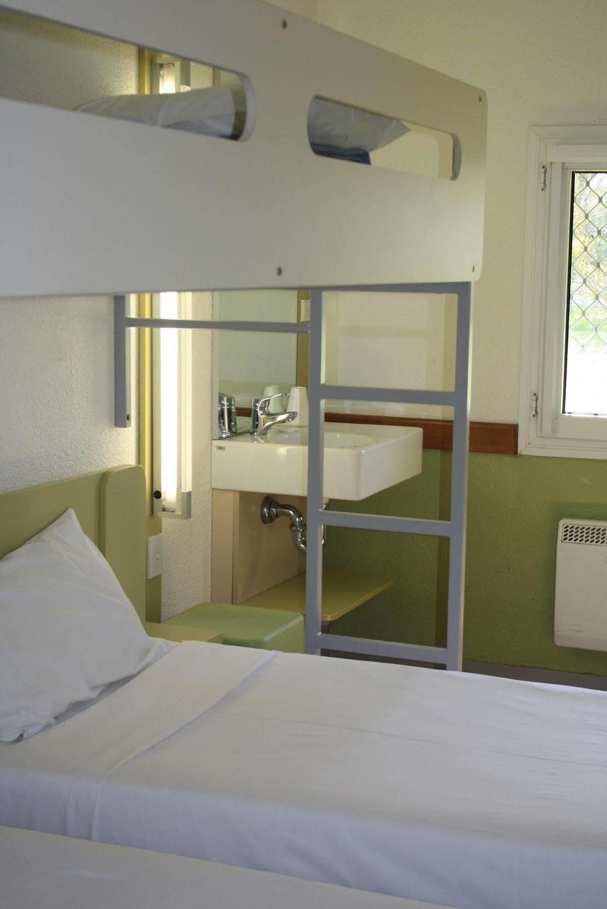 Ibis Budget Canberra Extérieur photo